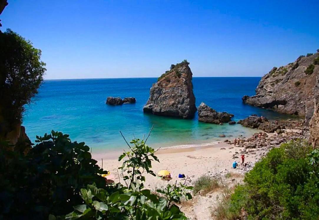 Oceanview Duplex Shared Pool & Holiday home *