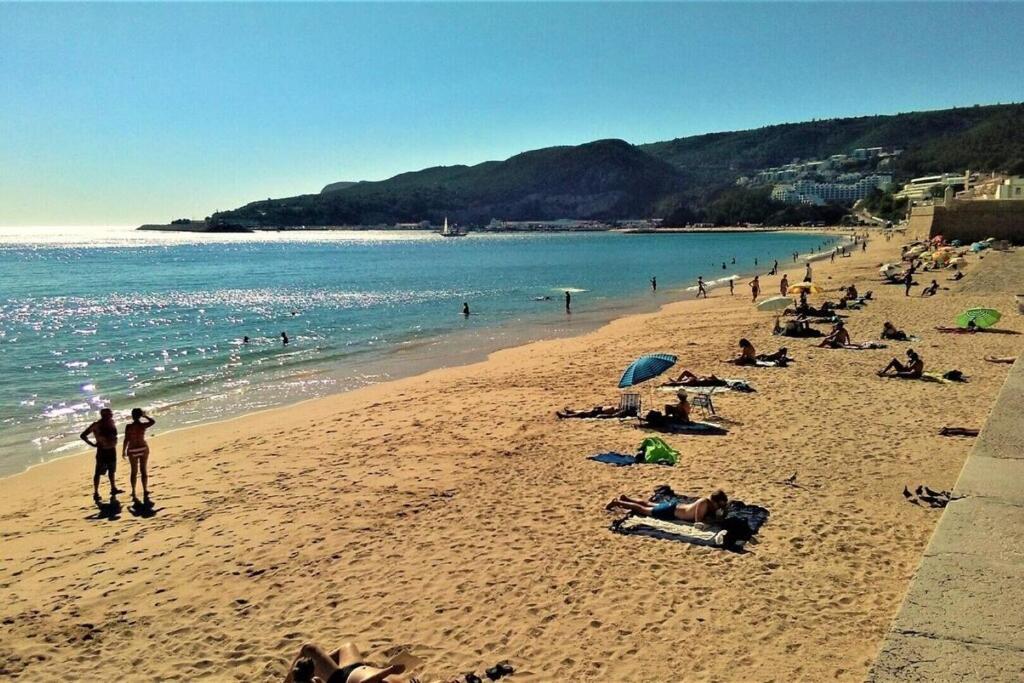 Oceanview Duplex Shared Pool & * Sesimbra