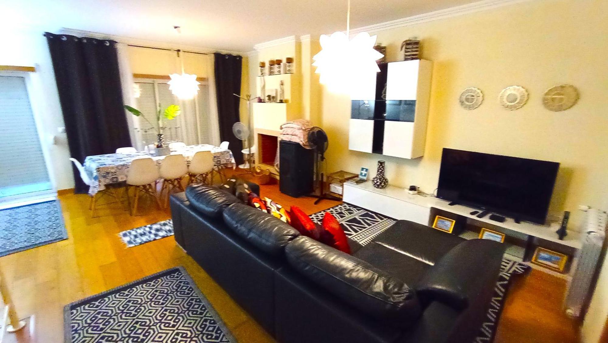 Oceanview Duplex Shared Pool & Holiday home Sesimbra